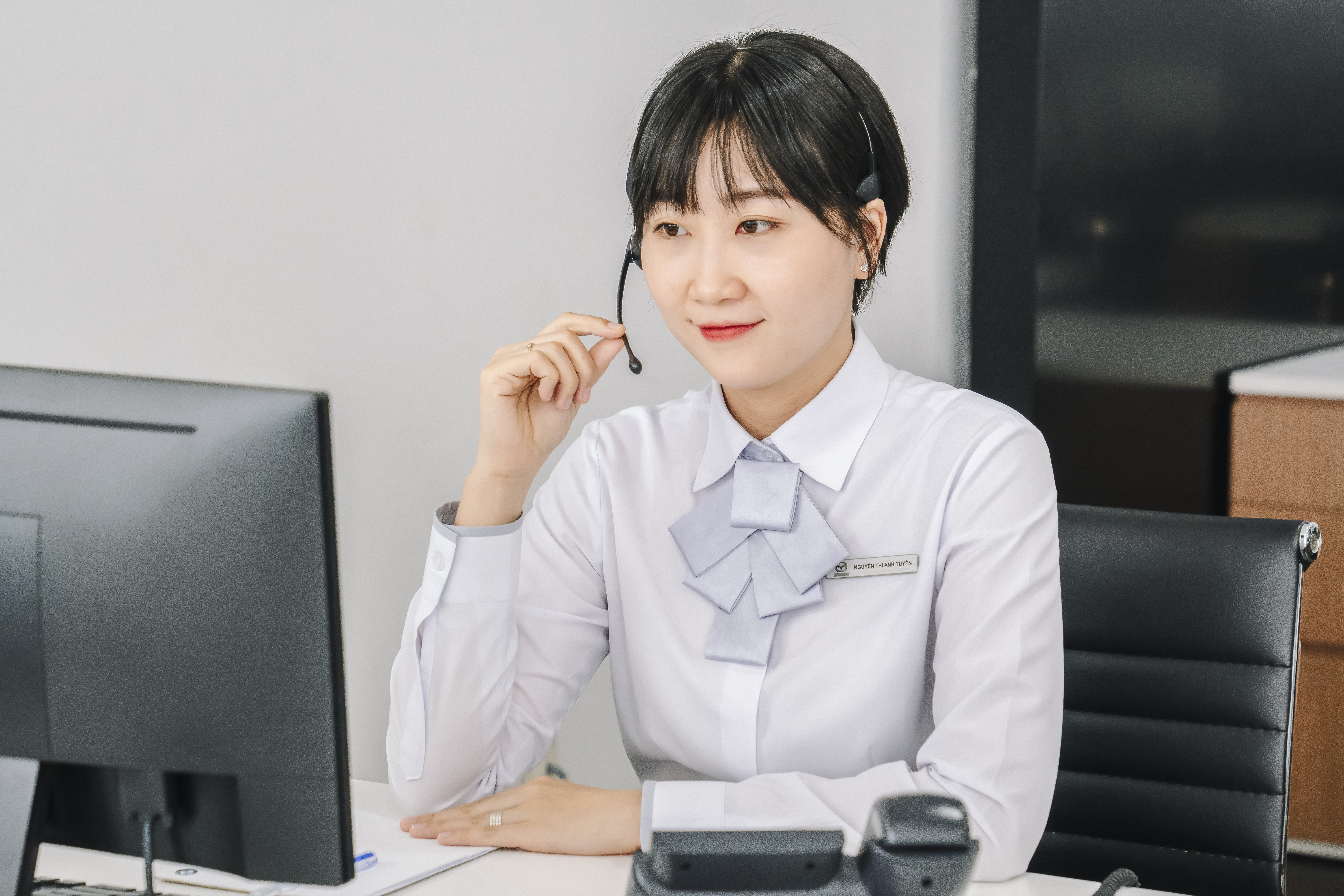 Hinh Dat Hen Dich Vu (2)